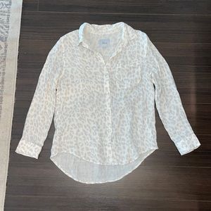 White / gray leopard print long sleeve button down collared blouse